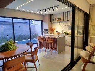 Casa Mobiliada de Condomínio Para Vender, com 4 quartos sendo 3 suítes no bairro Papagaio em Feira De Santana