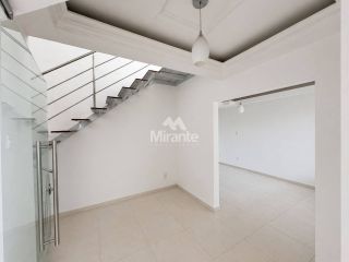 Casa Para Vender com 3 quartos sendo 1 suíte no bairro Tomba em Feira De Santana