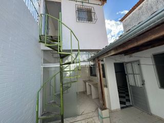 Casa Para Vender com 3 quartos sendo 1 suíte no bairro Tomba em Feira De Santana
