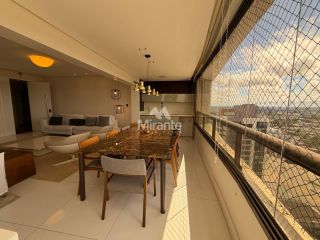 Apartamento Para Vender com 4 quartos sendo 3 suítes no bairro Santa Mônica em Feira De Santana