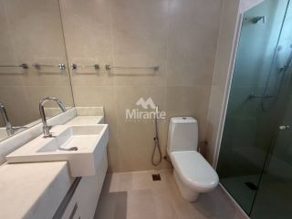 Apartamento Para Vender com 4 quartos sendo 3 suítes no bairro Santa Mônica em Feira De Santana