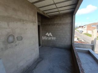 Casa Para Vender com 4 quartos sendo 3 suítes no bairro Tomba em Feira De Santana