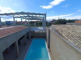 Casa Para Vender com 4 quartos sendo 3 suítes no bairro Tomba em Feira De Santana