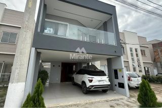 Casa de Condomínio Para Vender com 2 quartos sendo 2 suítes no bairro Papagaio em Feira De Santana