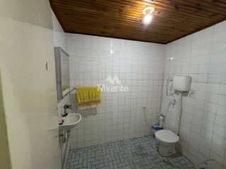 Casa Para Alugar com 3 quartos sendo 1 suíte no bairro Brasília em Feira De Santana