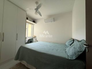 Casa de Condomínio Para Vender com 3 quartos sendo 1 suíte no bairro Santa Mônica II em Feira De Santana