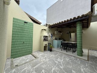 Casa de Condomínio Para Vender com 3 quartos sendo 1 suíte no bairro Santa Mônica II em Feira De Santana