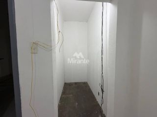 Casa Comercial Para Alugar no bairro Centro em Feira De Santana
