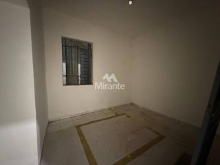 Casa Comercial Para Alugar no bairro Centro em Feira De Santana