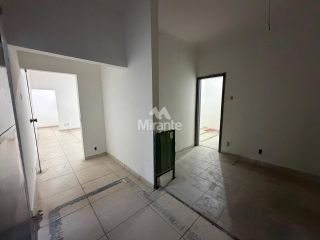 Casa Comercial Para Alugar no bairro Centro em Feira De Santana