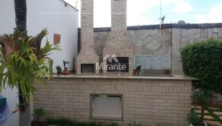 Casa de Condomínio Para Vender com 4 quartos sendo 1 suíte no bairro Vila Olimpia em Feira De Santana