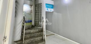 Prédio / Edifício Inteiro Comercial Para Alugar no bairro Parque Getúlio Vargas em Feira De Santana
