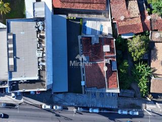 Prédio / Edifício Inteiro Comercial Para Alugar no bairro Parque Getúlio Vargas em Feira De Santana