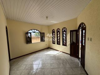 Casa Para Alugar com 3 quartos sendo 1 suíte no bairro Brasília em Feira De Santana