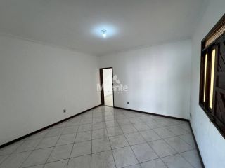 Casa Para Vender com 6 quartos sendo 2 suítes no bairro Kalilândia em Feira De Santana