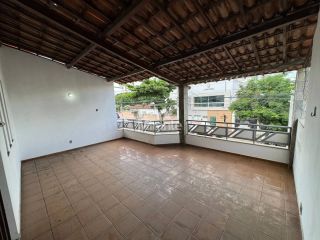 Casa Para Vender com 6 quartos sendo 2 suítes no bairro Kalilândia em Feira De Santana