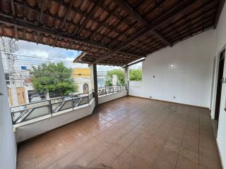 Casa Para Vender com 6 quartos sendo 2 suítes no bairro Kalilândia em Feira De Santana