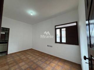 Casa Para Vender com 6 quartos sendo 2 suítes no bairro Kalilândia em Feira De Santana