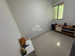 Casa de Condomínio Para Vender com 3 quartos sendo 1 suíte no bairro 35 BI em Feira De Santana