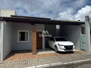 Casa de Condomínio Para Vender com 3 quartos sendo 1 suíte no bairro 35 BI em Feira De Santana
