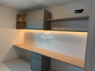Apartamento Para Alugar com 3 quartos sendo 3 suítes no bairro Santa Mônica em Feira De Santana