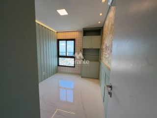 Apartamento Para Alugar com 3 quartos sendo 3 suítes no bairro Santa Mônica em Feira De Santana