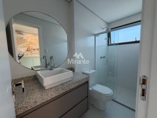Apartamento Para Alugar com 3 quartos sendo 3 suítes no bairro Santa Mônica em Feira De Santana