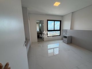 Apartamento Para Alugar com 3 quartos sendo 3 suítes no bairro Santa Mônica em Feira De Santana