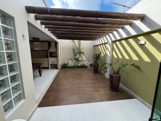 Casa de Condomínio Para Alugar com 2 quartos sendo 1 suíte no bairro Sim em Feira De Santana