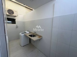 Casa de Condomínio Para Alugar com 2 quartos sendo 1 suíte no bairro Sim em Feira De Santana