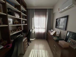 Apartamento Para Vender com 3 quartos sendo 1 suíte no bairro Santa Mônica em Feira De Santana
