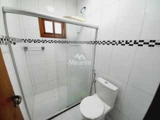 Casa de Condomínio Para Vender com 3 quartos sendo 1 suíte no bairro Santa Mônica em Feira De Santana