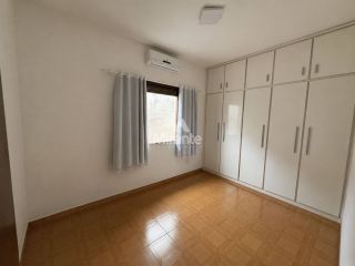 Casa Para Vender com 3 quartos sendo 2 suítes no bairro Serraria Brasil em Feira De Santana