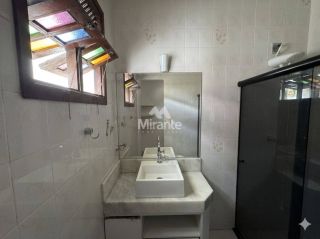 Casa Para Vender com 3 quartos sendo 2 suítes no bairro Serraria Brasil em Feira De Santana