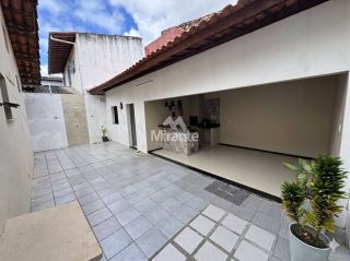 Casa Para Vender com 3 quartos sendo 2 suítes no bairro Serraria Brasil em Feira De Santana