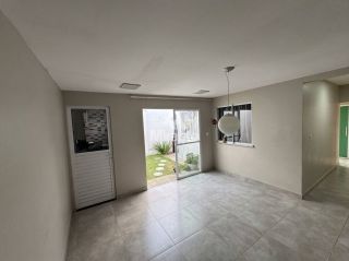 Casa de Condomínio Para Vender com 3 quartos sendo 1 suíte no bairro Registro em Feira De Santana