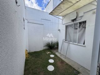 Casa de Condomínio Para Vender com 3 quartos sendo 1 suíte no bairro Registro em Feira De Santana