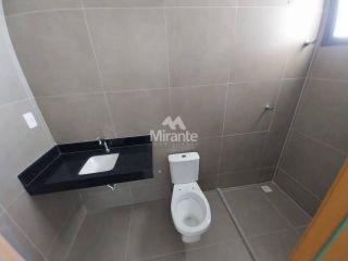 Casa de Condomínio Para Vender com 3 quartos sendo 3 suítes no bairro Sim em Feira De Santana
