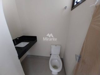 Casa de Condomínio Para Vender com 3 quartos sendo 3 suítes no bairro Sim em Feira De Santana
