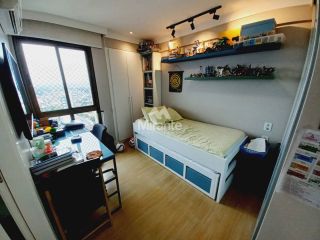 Apartamento Para Vender com 3 quartos sendo 3 suítes no bairro Santa Mônica em Feira De Santana