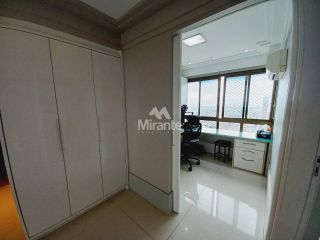 Apartamento Para Vender com 3 quartos sendo 3 suítes no bairro Santa Mônica em Feira De Santana