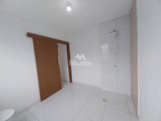 Apartamento Para Alugar com 1 suítes no bairro Papagaio em Feira De Santana