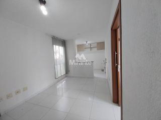 Apartamento Para Alugar com 1 suítes no bairro Papagaio em Feira De Santana