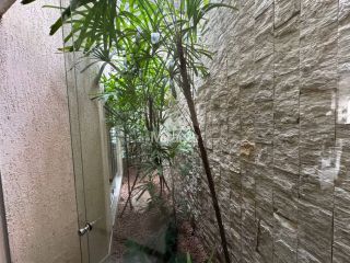 Casa de Condomínio Para Vender com 6 quartos sendo 3 suítes no bairro Parque Ipê em Feira De Santana