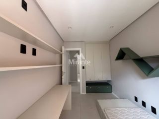 Casa de Condomínio Para Vender com 3 quartos  sendo 3 suítes no bairro Registro em Feira De Santana