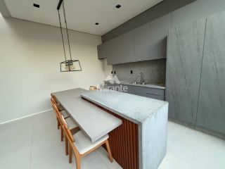 Casa de Condomínio Para Vender com 3 quartos  sendo 3 suítes no bairro Registro em Feira De Santana