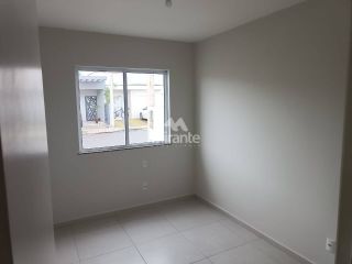 Casa de Condomínio Para Alugar com 3 quartos sendo 1 suíte no bairro Sim em Feira De Santana