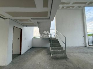 Casa de Condomínio Para Vender com 3 quartos sendo 3 suítes no bairro Novo Horizonte em Feira De Santana