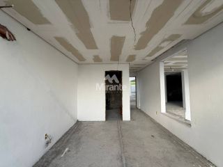 Casa de Condomínio Para Vender com 3 quartos sendo 3 suítes no bairro Novo Horizonte em Feira De Santana