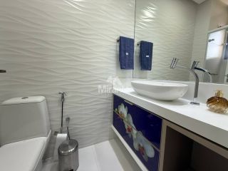 Apartamento Para Vender com 4 quartos sendo 4 suítes no bairro Santa Mônica em Feira De Santana
